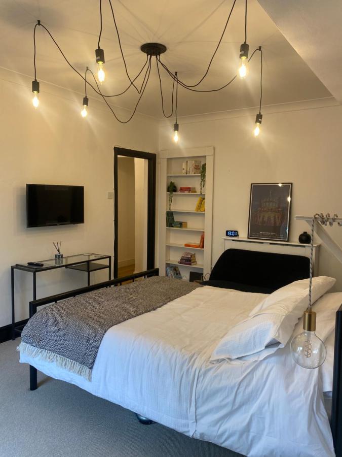 Stylish Central Basement Studio, With Outdoor Space Brighton Exterior photo